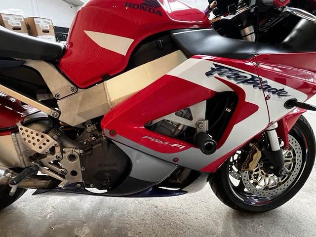Honda cbr fireblade, 2001 - afbeelding 15 van  15