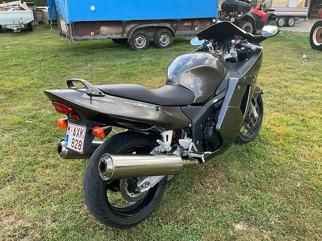 Honda cbr1100xx super blackbird sc35 - afbeelding 4 van  18