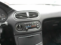 Honda crx del sol 1.6 esi vtec - afbeelding 10 van  42
