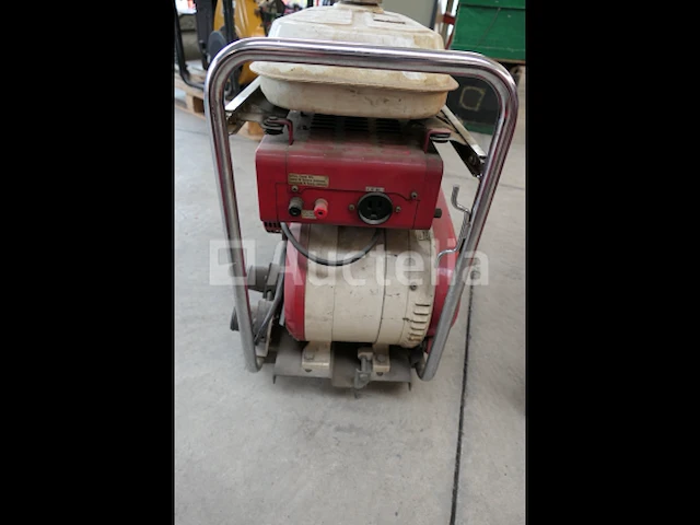 Honda e2500 benzinemotor generator - afbeelding 3 van  11