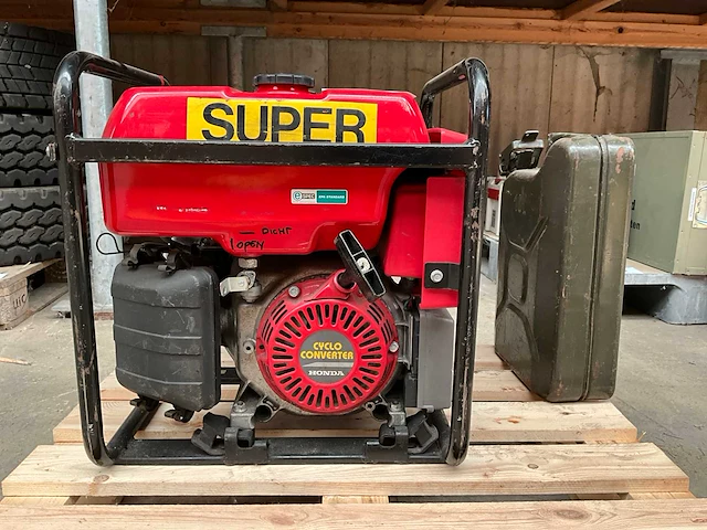 Honda em30 generator - afbeelding 1 van  5