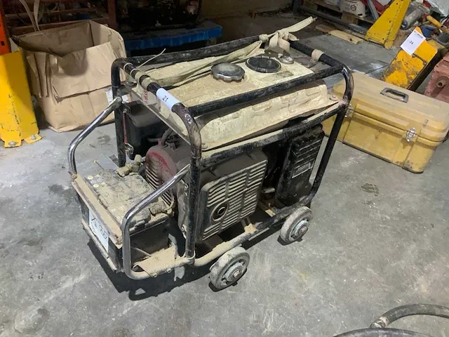 Honda ems2800 stroomgenerator - afbeelding 1 van  4