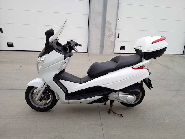 Honda fes 125 cc scooter - afbeelding 1 van  6