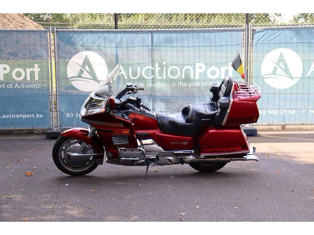 Honda gl 1800 benzine 1992 (marge) - afbeelding 1 van  1