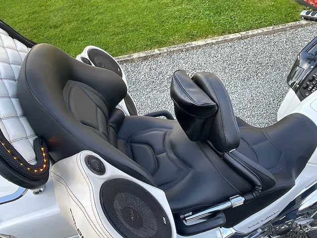 Honda gl1800 touring - afbeelding 16 van  36