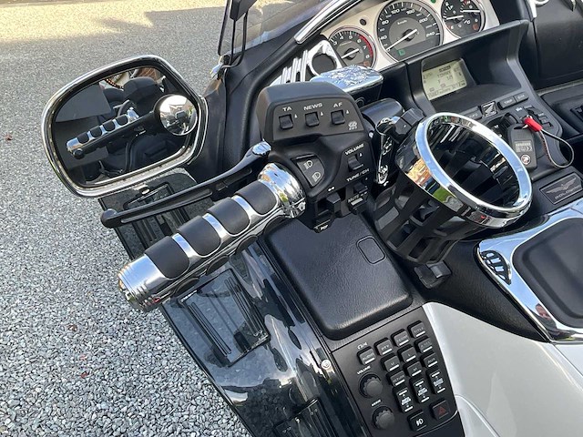 Honda gl1800 touring - afbeelding 28 van  36