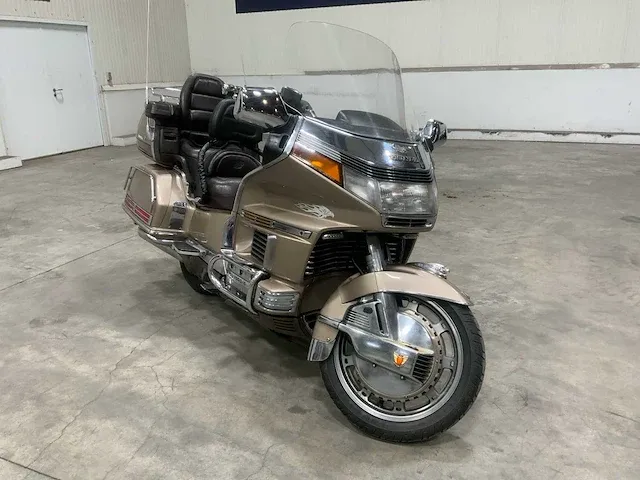 Honda goldwing motorfiets - afbeelding 11 van  17
