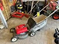 Honda grasmaaier - afbeelding 1 van  3