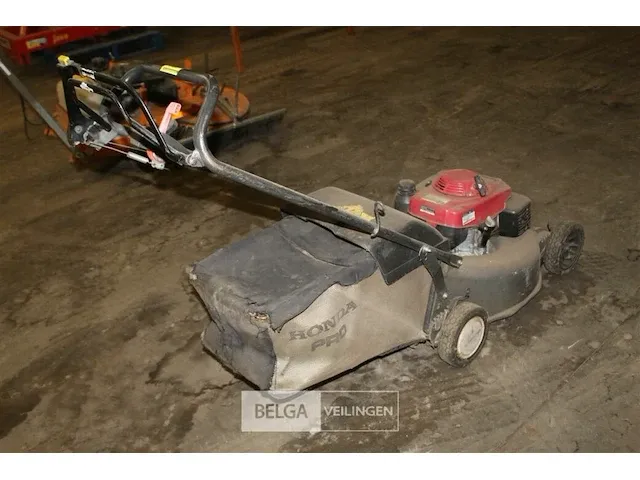 Honda grasmaaimachine - afbeelding 4 van  5