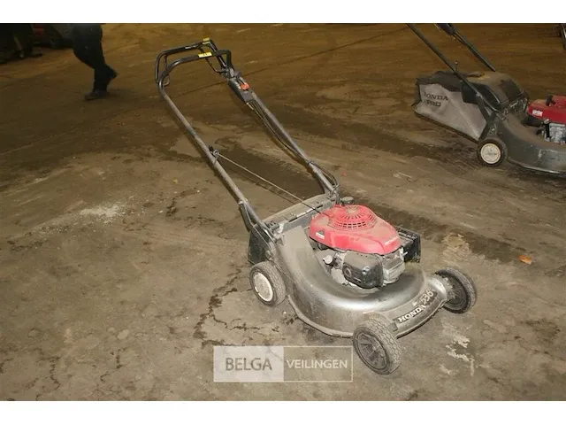 Honda grasmaaimachine - afbeelding 1 van  5