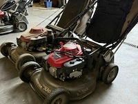 Honda grasmachine voor onderdelen (2x) - afbeelding 1 van  2