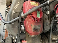 Honda grasmachine voor onderdelen (2x) - afbeelding 2 van  3