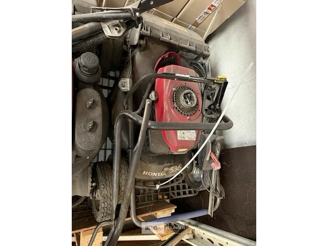 Honda grasmachine voor onderdelen (2x) - afbeelding 3 van  3
