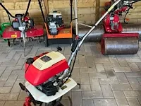 Honda grondfrees - afbeelding 1 van  2