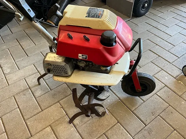 Honda grondfrees - afbeelding 2 van  2