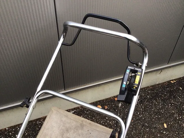 Honda hr 214 grasmaaier - afbeelding 3 van  5