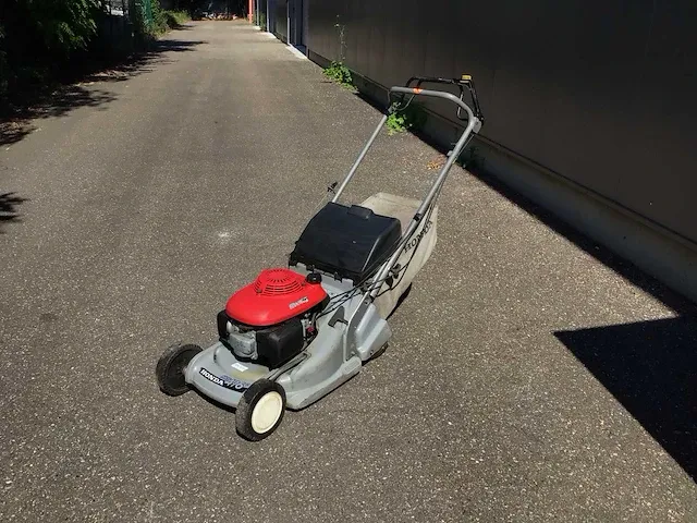Honda hrb476c grasmaaier met walsaandrijving - afbeelding 1 van  6