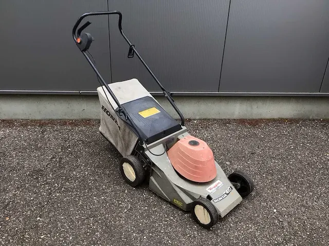 Honda hre 410 grasmaaier - afbeelding 1 van  5