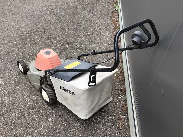Honda hre 410 grasmaaier - afbeelding 5 van  5