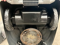 Honda hrm 3000 robotmaaier - afbeelding 7 van  16
