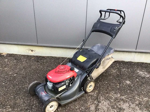Honda hrx 476 grasmaaier - afbeelding 4 van  5