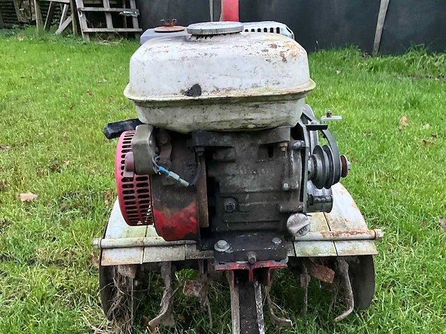 Honda motoculteur + frees 60cm - afbeelding 24 van  26