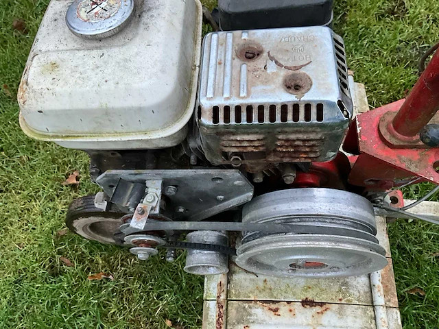 Honda motoculteur + frees 60cm - afbeelding 25 van  26