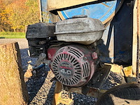 Honda motor betonmolen - afbeelding 10 van  10