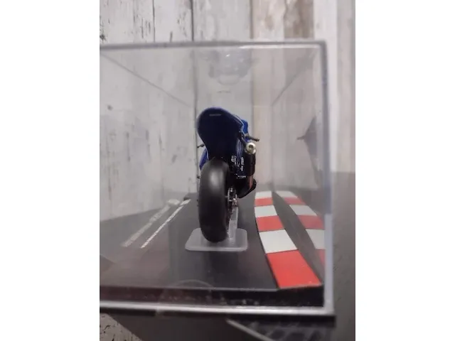 Honda nsr 500 valentino rossi 2001 - afbeelding 4 van  7