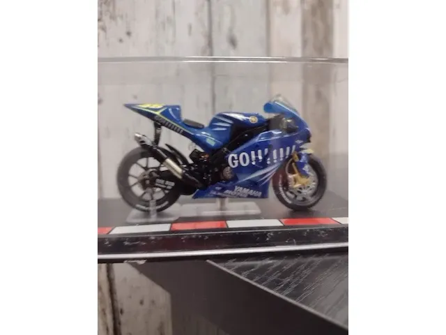 Honda nsr 500 valentino rossi 2001 - afbeelding 6 van  7