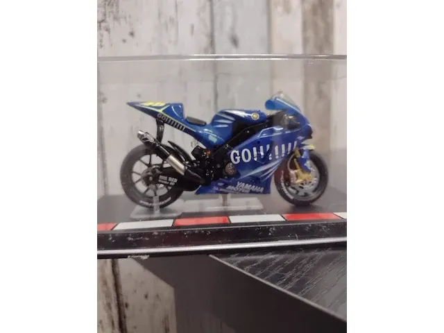 Honda nsr 500 valentino rossi 2001 - afbeelding 7 van  7