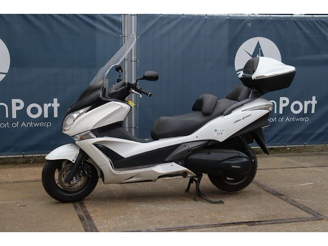 Honda silver wing t400 benzine 2009 - afbeelding 1 van  1