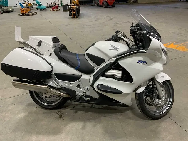 Honda st1300 a motorfiets - afbeelding 9 van  15