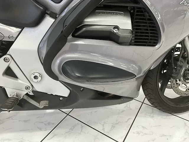 Honda st1300a (2003) - afbeelding 8 van  27