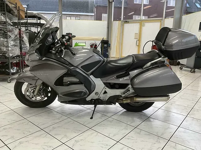 Honda st1300a (2003) - afbeelding 1 van  27