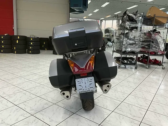 Honda st1300a (2003) - afbeelding 21 van  27