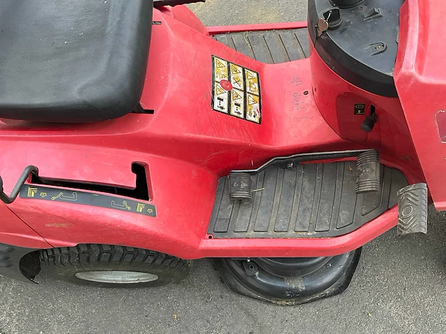 Honda v-twin 21/4 hydrostatic zitmaaier - afbeelding 15 van  15