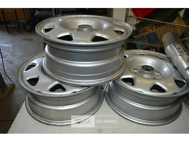 Honda velgen, 2 dempers, oude motortank - afbeelding 2 van  7