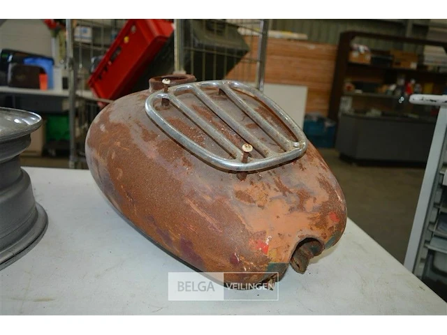 Honda velgen, 2 dempers, oude motortank - afbeelding 4 van  7