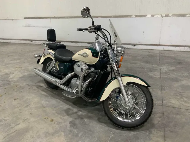 Honda vt750 shadow motorfiets - afbeelding 9 van  15