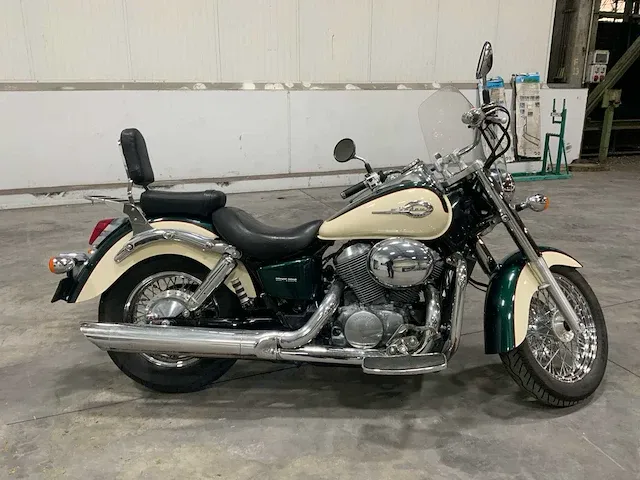 Honda vt750 shadow motorfiets - afbeelding 10 van  15