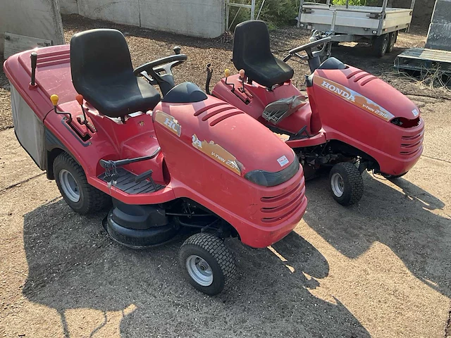 Honda zitmaaier v-twin 2315 - 2 stuks - afbeelding 22 van  28