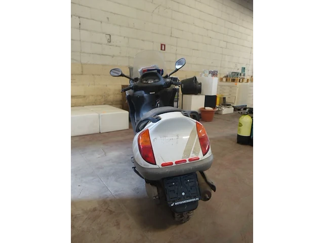 Honda - afbeelding 10 van  15
