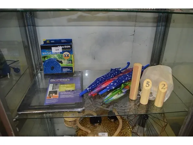 Hondenluik , magic hose 15m , 6 kinder paraplu, fins kegelspel - afbeelding 1 van  6