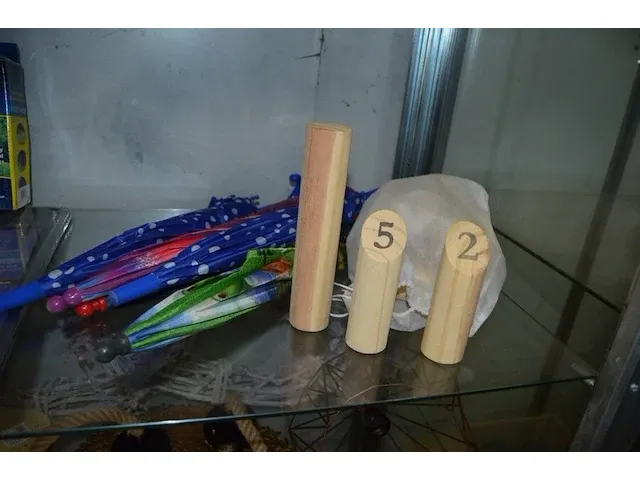 Hondenluik , magic hose 15m , 6 kinder paraplu, fins kegelspel - afbeelding 6 van  6