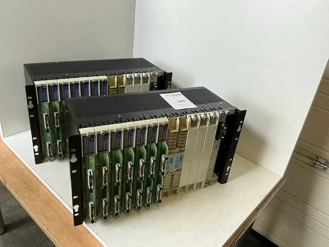 Honeywell controller (2x) - afbeelding 1 van  7