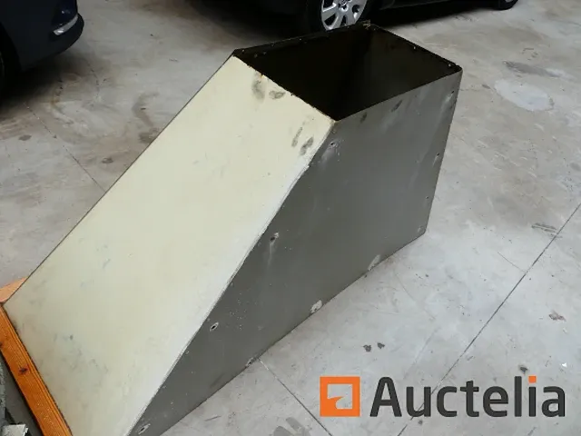 Hood - afbeelding 6 van  8