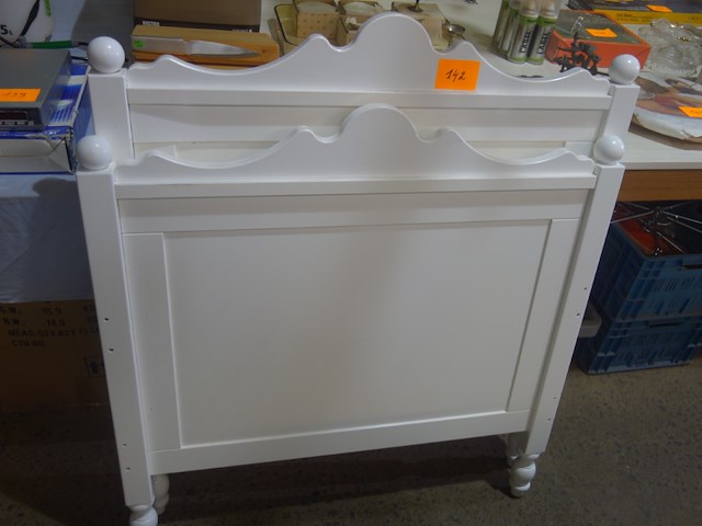 Hoofd- en voeteinde 1 persoonsbed in volhout - afbeelding 1 van  1