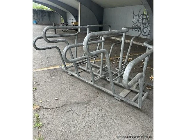 Hoog fietsenrek - afbeelding 2 van  2