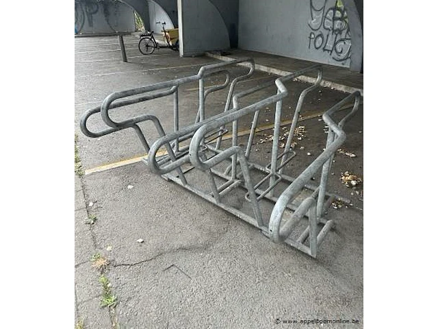 Hoog fietsenrek - afbeelding 1 van  2